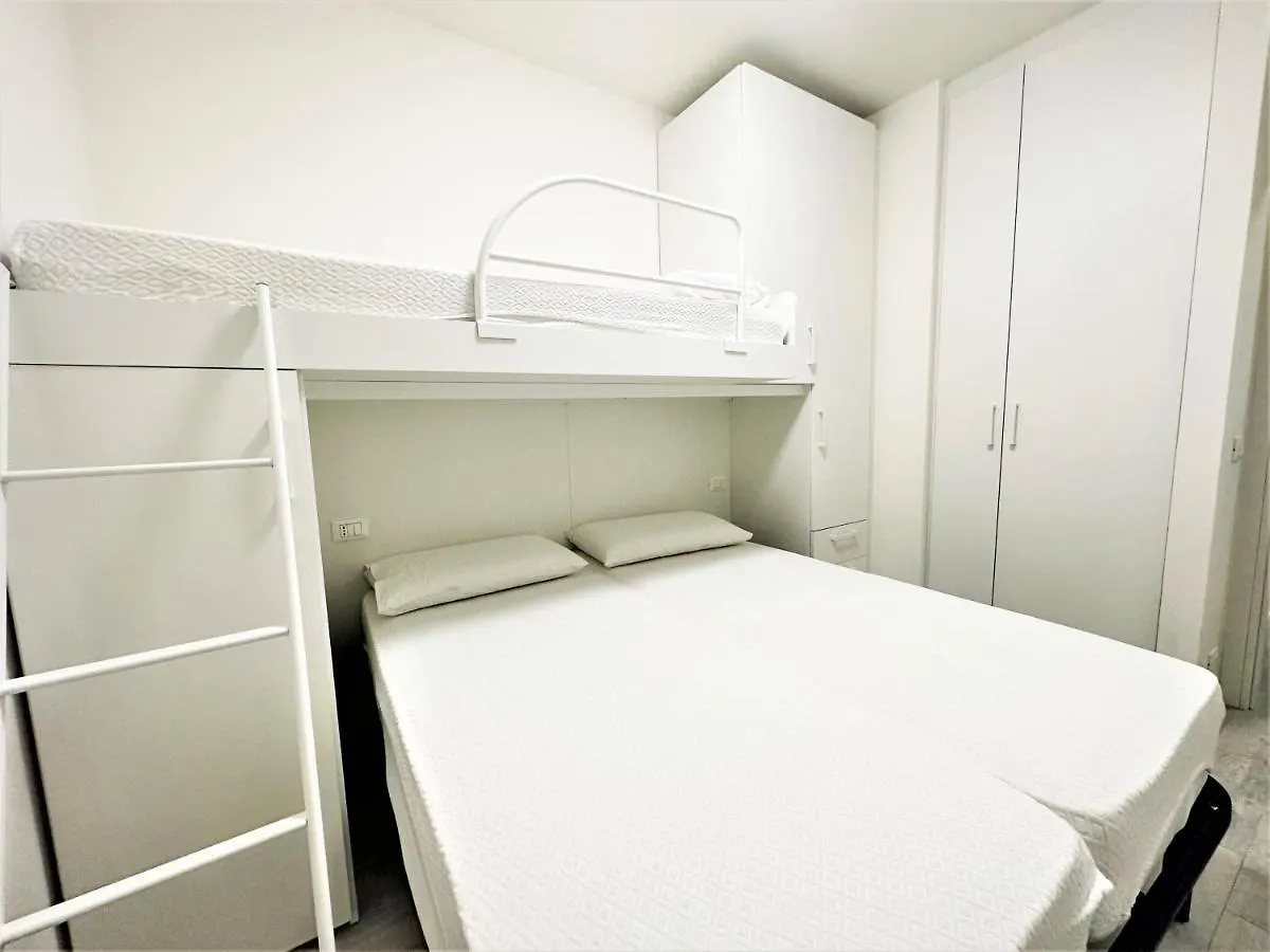 Villaggio La Fenice - Appartamento Bibione 0*,